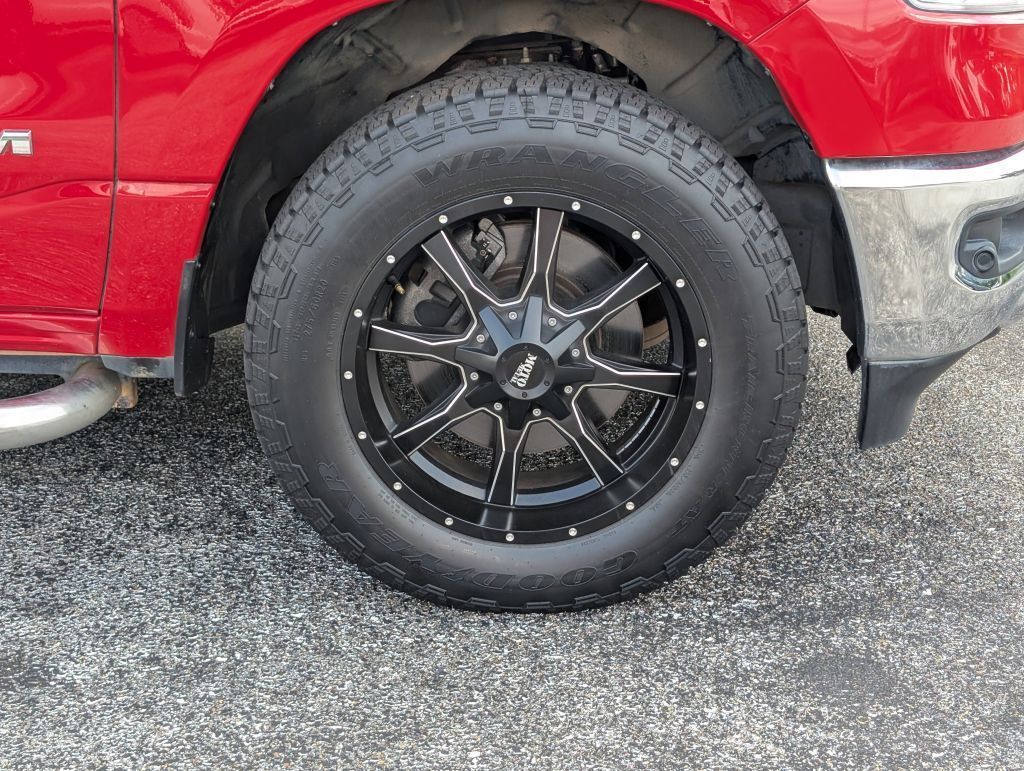 2020 Ram 1500 Big Horn photo 6