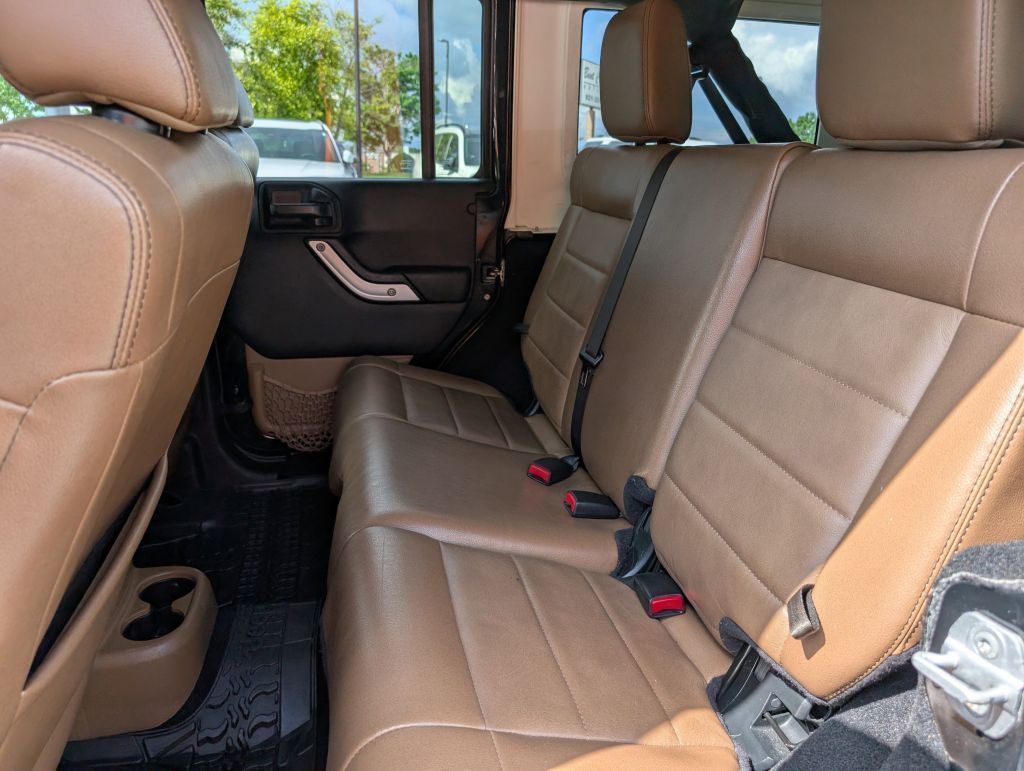 2012 Jeep Wrangler Unlimited Sahara, 191443, Photo