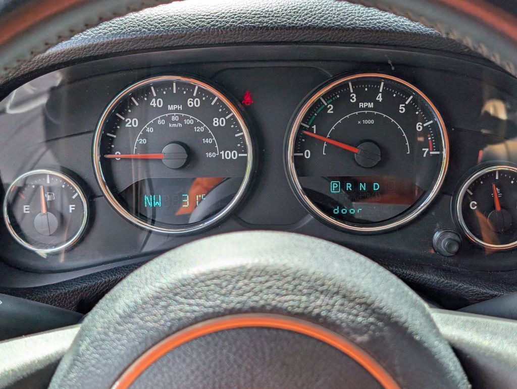 2012 Jeep Wrangler Unlimited Sahara, 191443, Photo