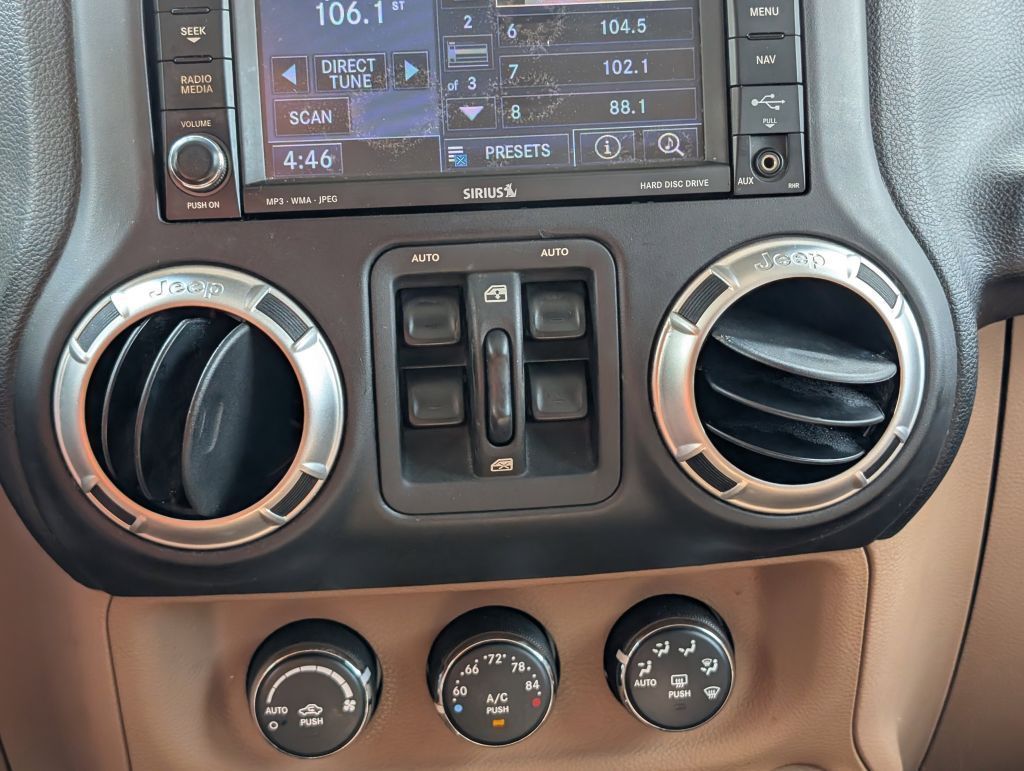 2012 Jeep Wrangler Unlimited Sahara, 191443, Photo