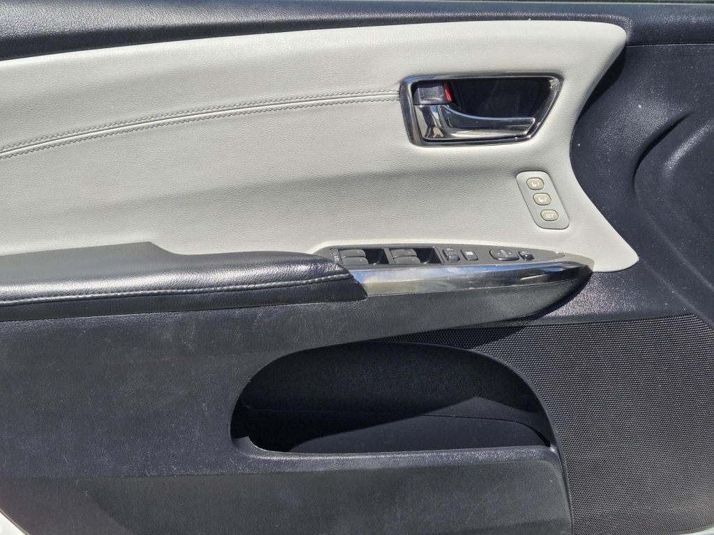 2014 Toyota Avalon XLE Touring, 107995, Photo