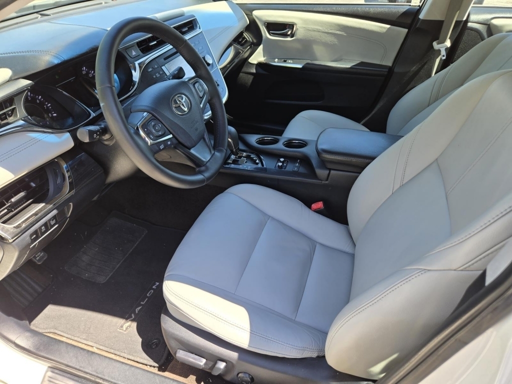 2014 Toyota Avalon XLE Touring, 107995, Photo