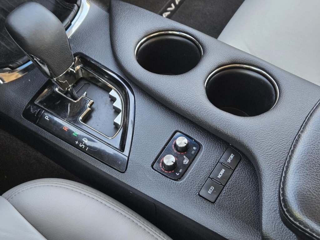 2014 Toyota Avalon XLE Touring, 107995, Photo