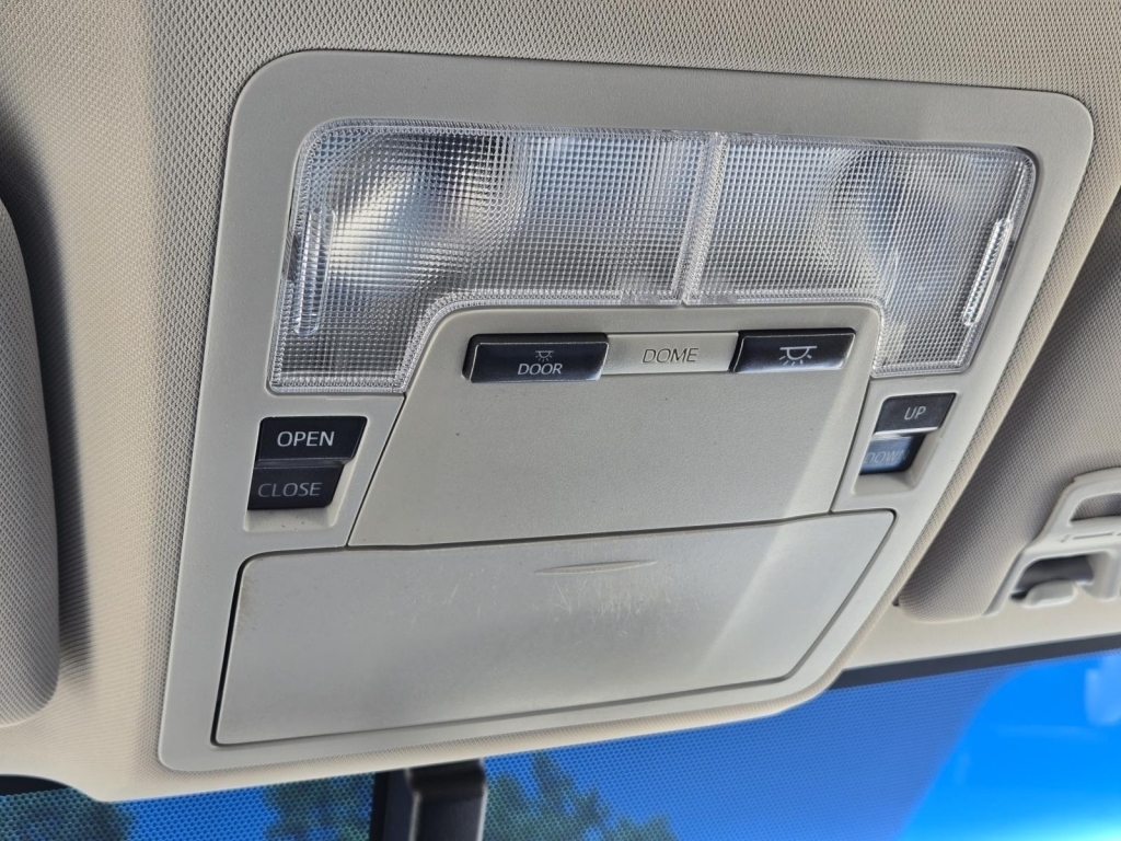 2014 Toyota Avalon XLE Touring, 107995, Photo