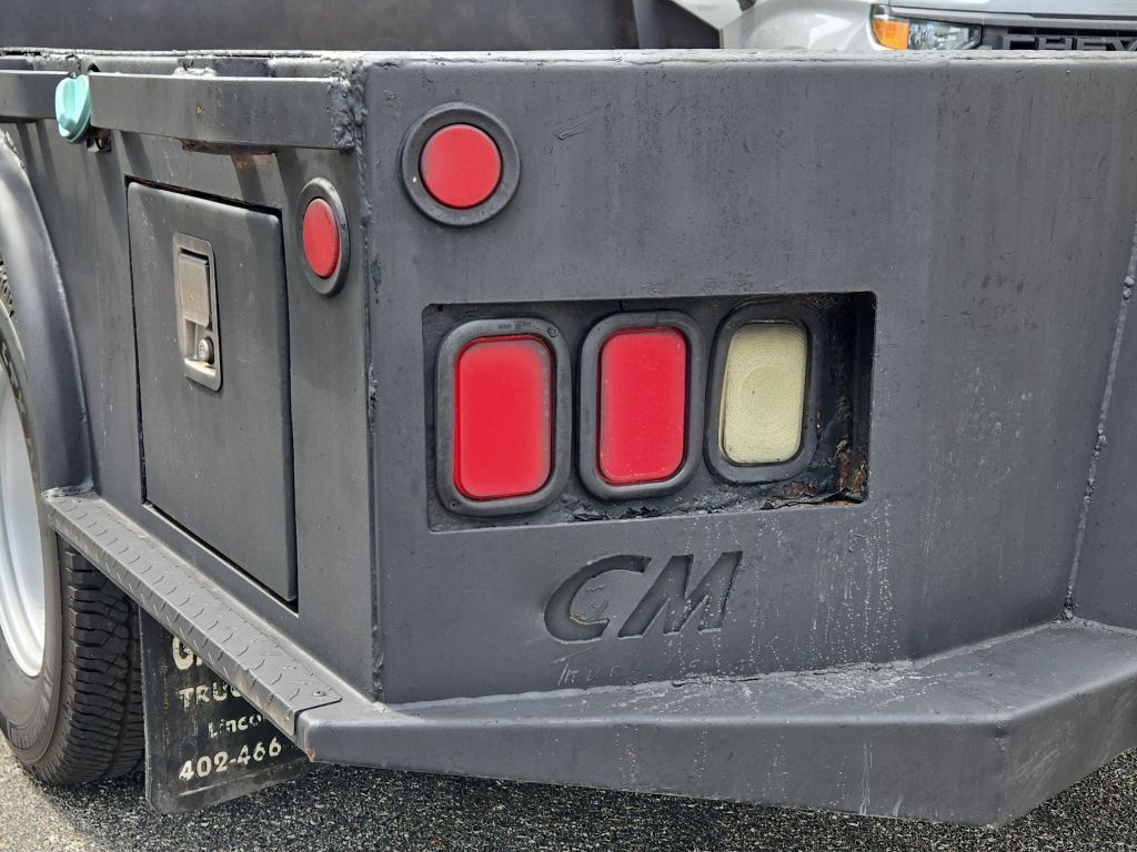 2015 Ford F-350 Chassis XL, A96099, Photo