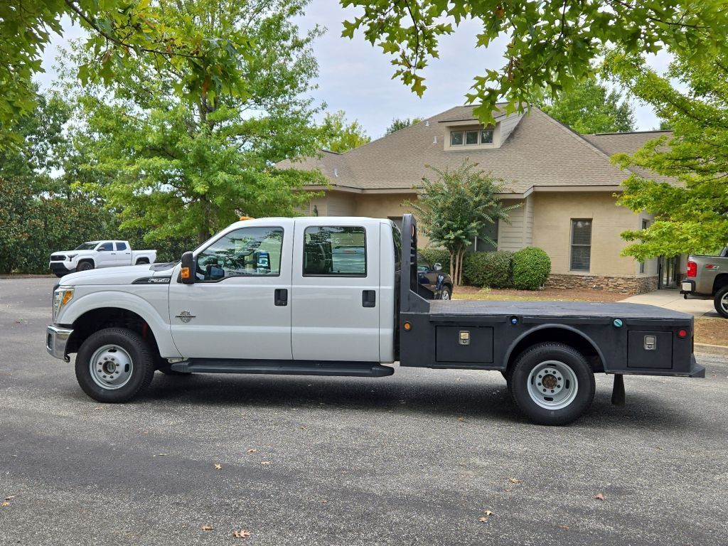 2015 Ford F-350 Chassis XL, A96099, Photo