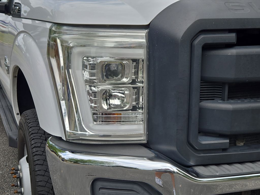 2015 Ford F-350 Chassis XL, A96099, Photo