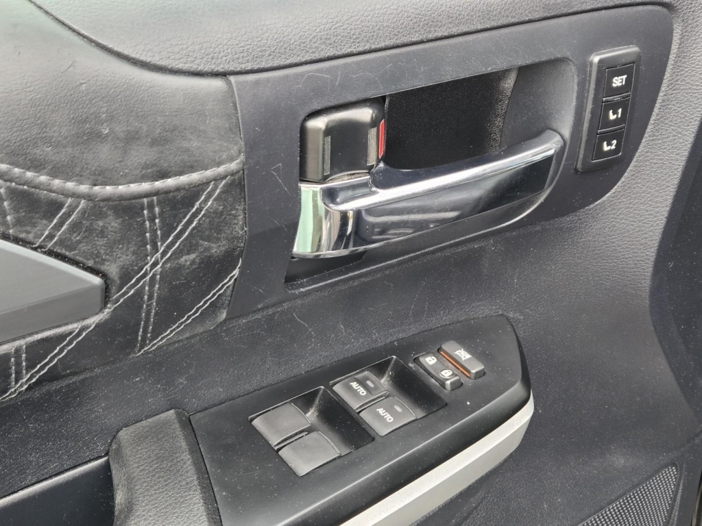 2015 Toyota Tundra Platinum, 468966, Photo