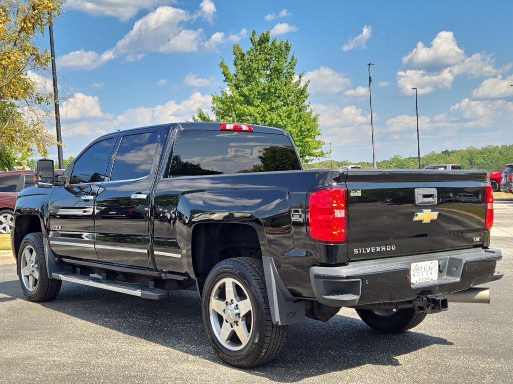 2016 Chevrolet Silverado 2500HD LTZ photo 6