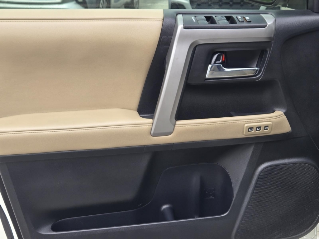 2016 Toyota 4Runner Limited, 291423, Photo