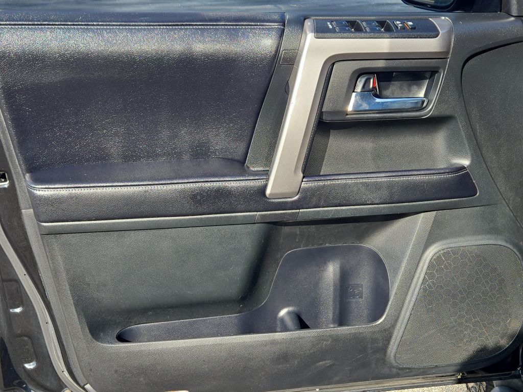 2016 Toyota 4Runner SR5, 120585, Photo