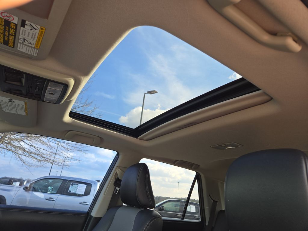 2016 Toyota 4Runner SR5, 120585, Photo