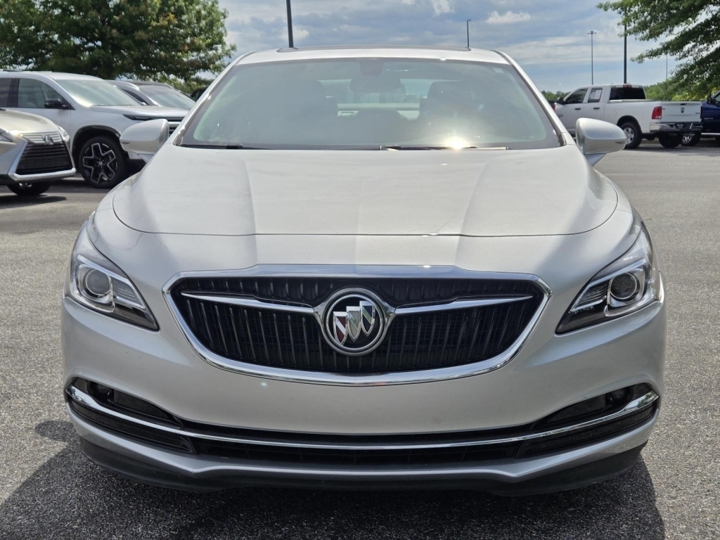 2017 Buick LaCrosse Essence, 139161, Photo