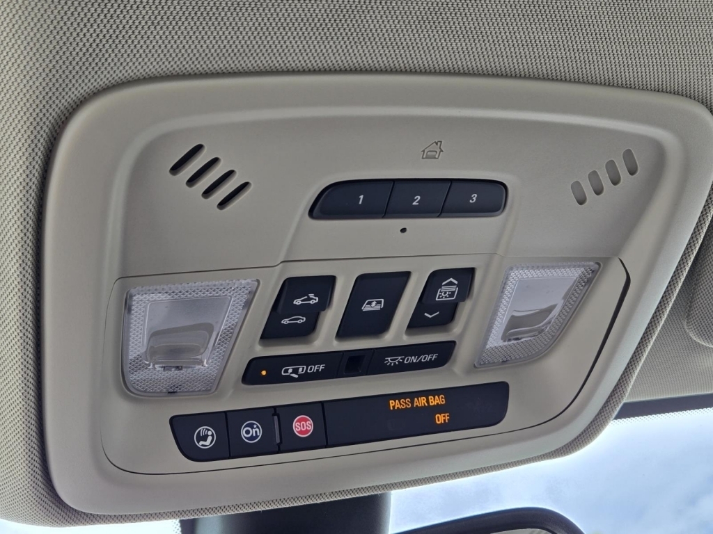 2017 Buick LaCrosse Essence, 139161, Photo