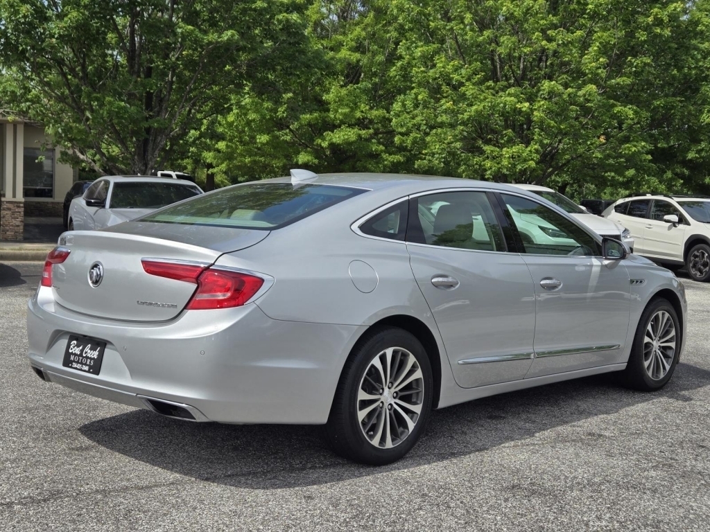 2017 Buick LaCrosse Essence, 139161, Photo