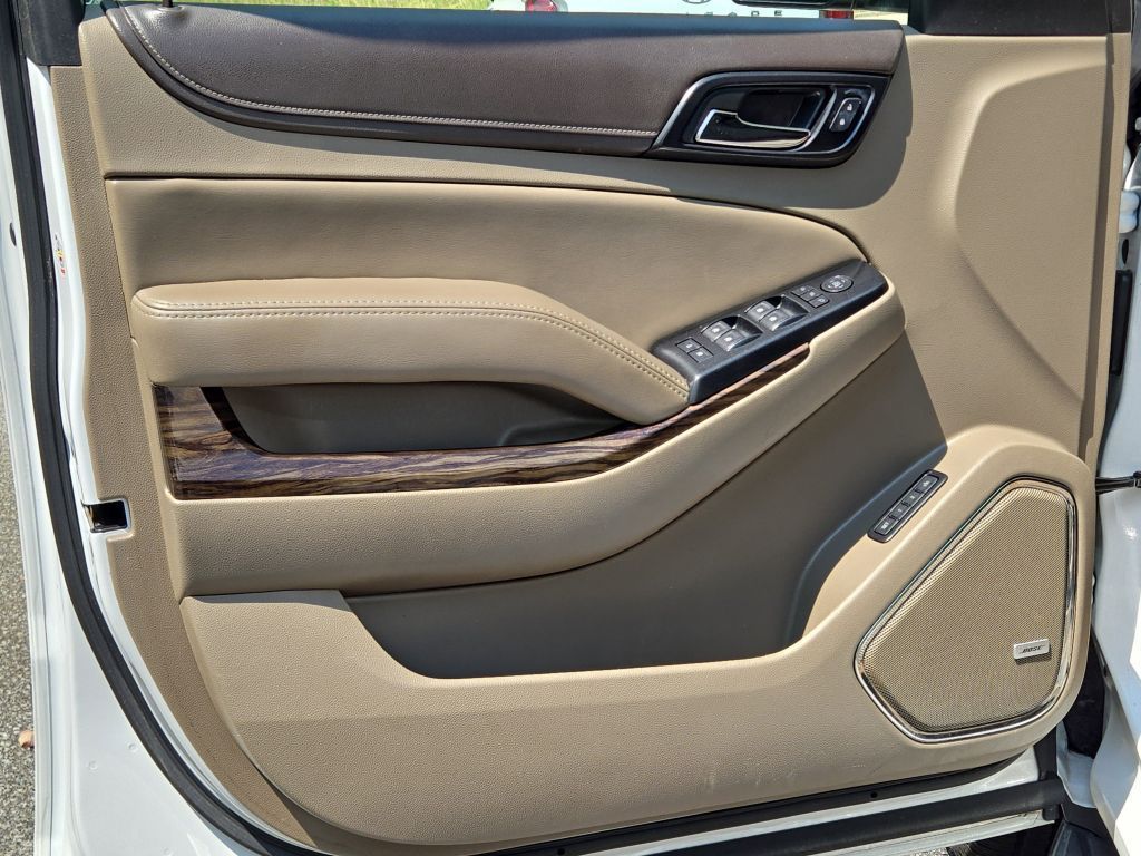 2017 Gmc Yukon SLT photo 18