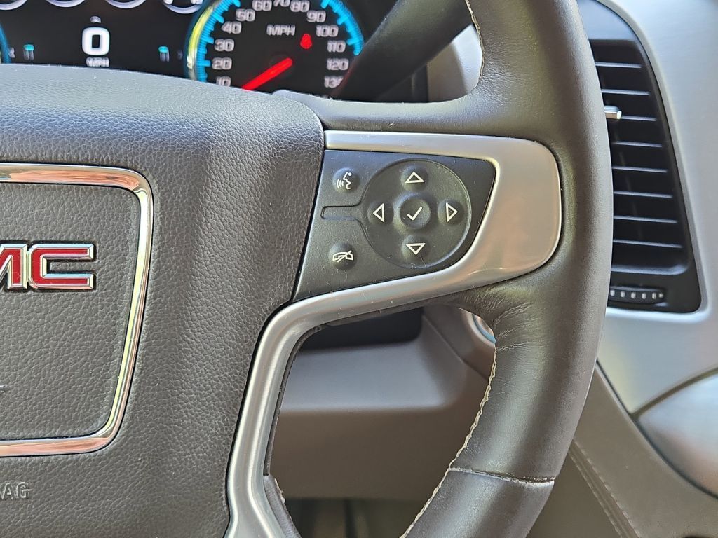 2017 Gmc Yukon SLT photo 23