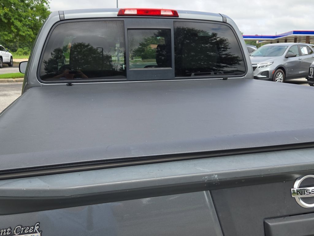 2017 Nissan Frontier SV photo 10