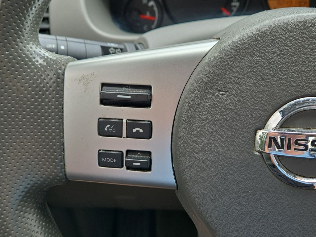 2017 Nissan Frontier SV photo 22