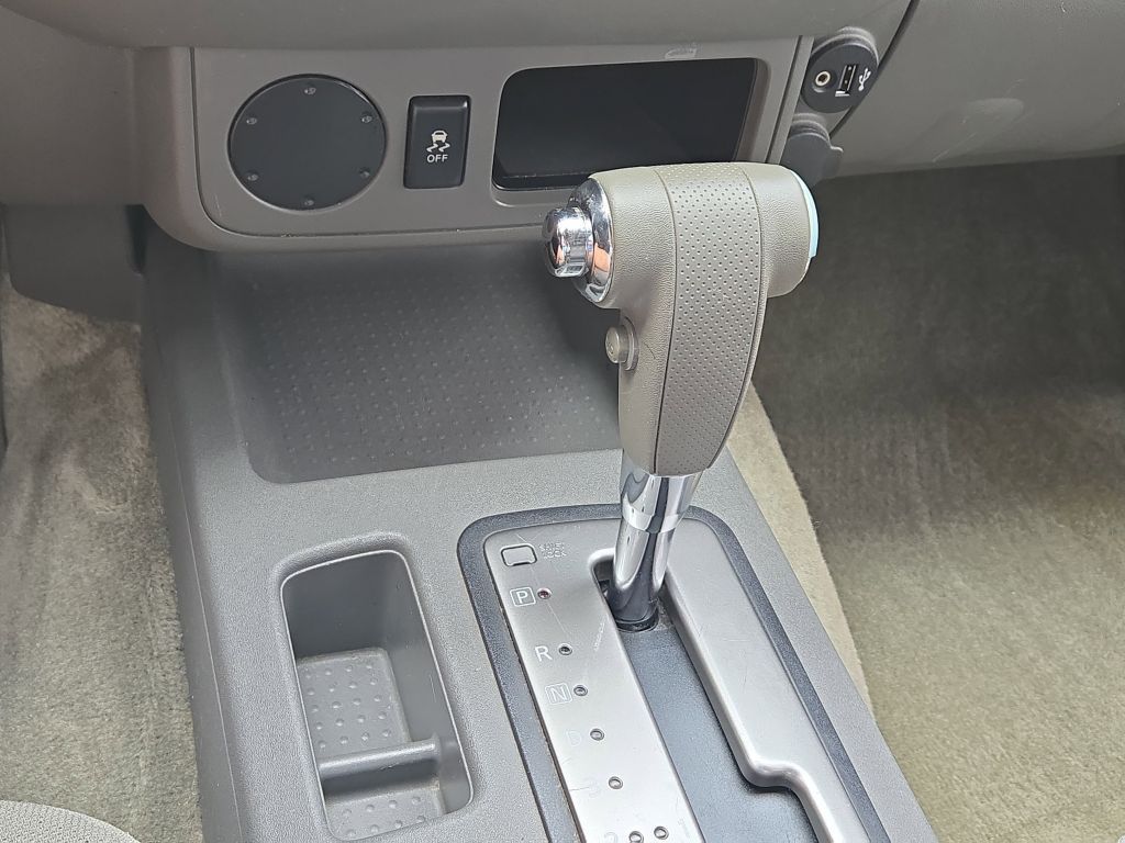 2017 Nissan Frontier SV photo 26