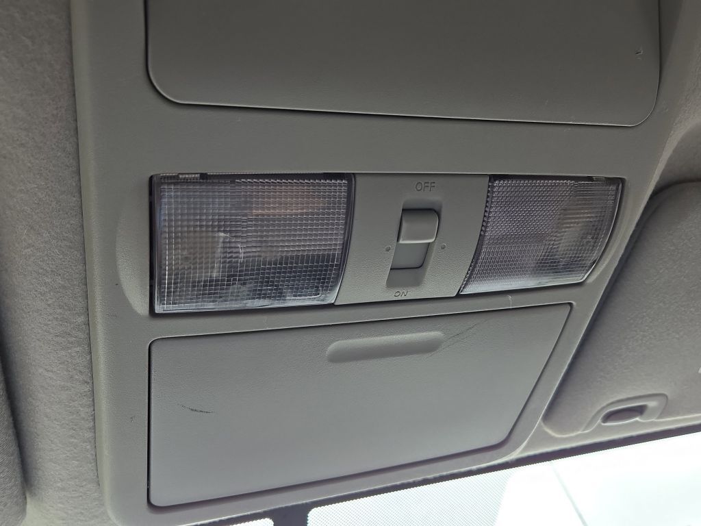 2017 Nissan Frontier SV photo 27