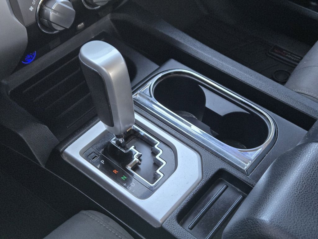 2017 Toyota Tundra SR5, 7982, Photo