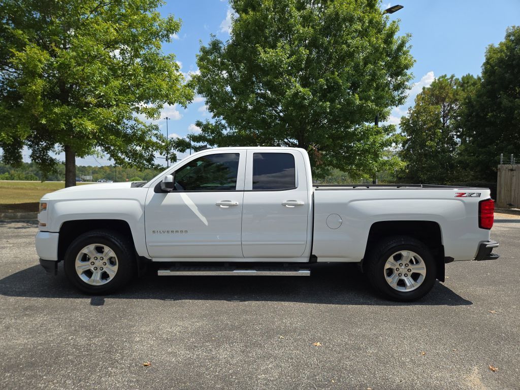 2018 Chevrolet Silverado 1500 LT photo 10