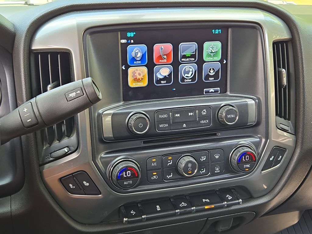 2018 Chevrolet Silverado 1500 LT photo 24