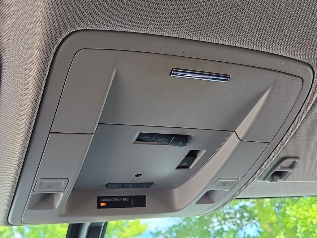 2018 Chevrolet Silverado 1500 LT photo 26