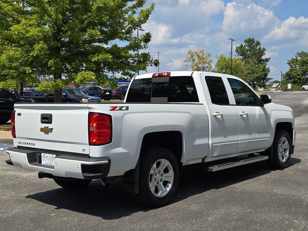 2018 Chevrolet Silverado 1500 LT photo 6