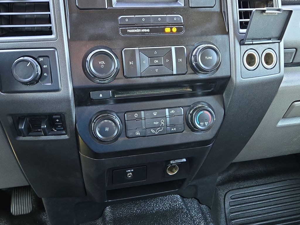 2018 Ford F-350 Chassis XL, C66314, Photo