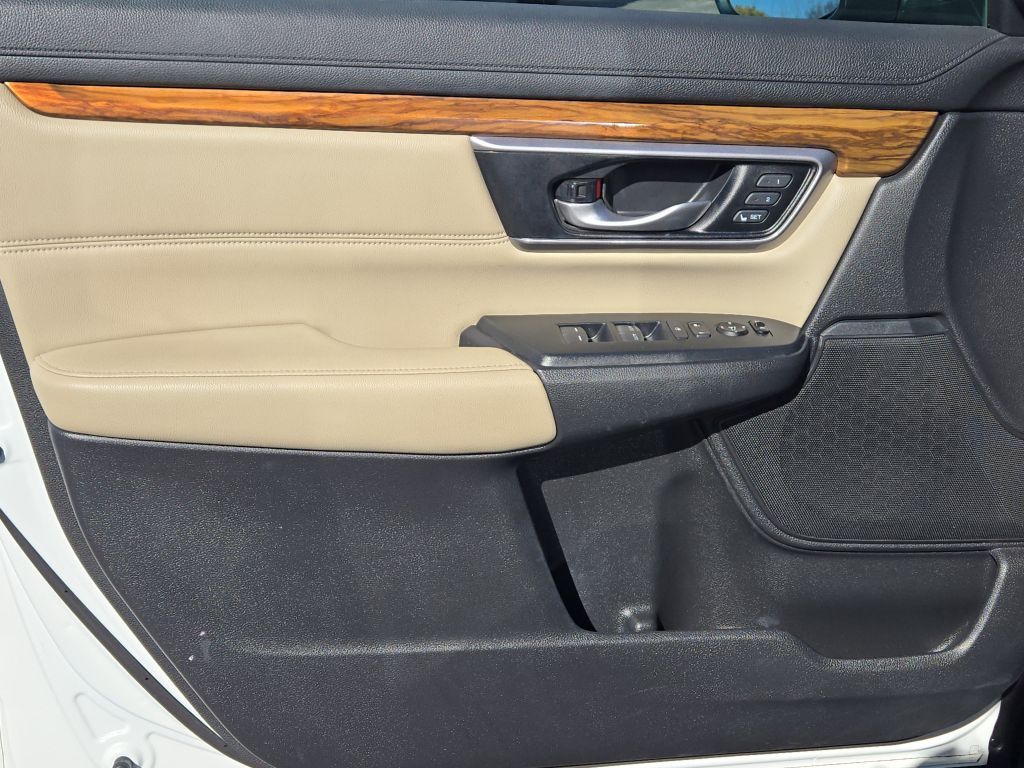 2018 Honda CR-V Touring, 008523, Photo