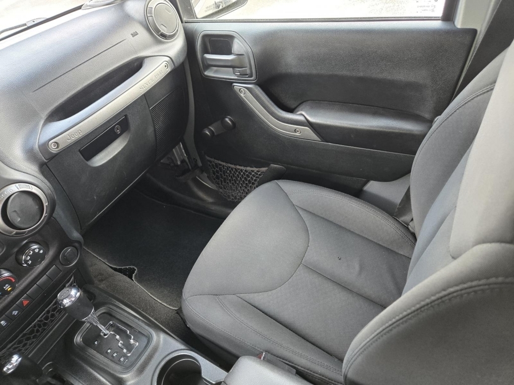 2018 Jeep Wrangler JK Unlimited sport, 895372, Photo