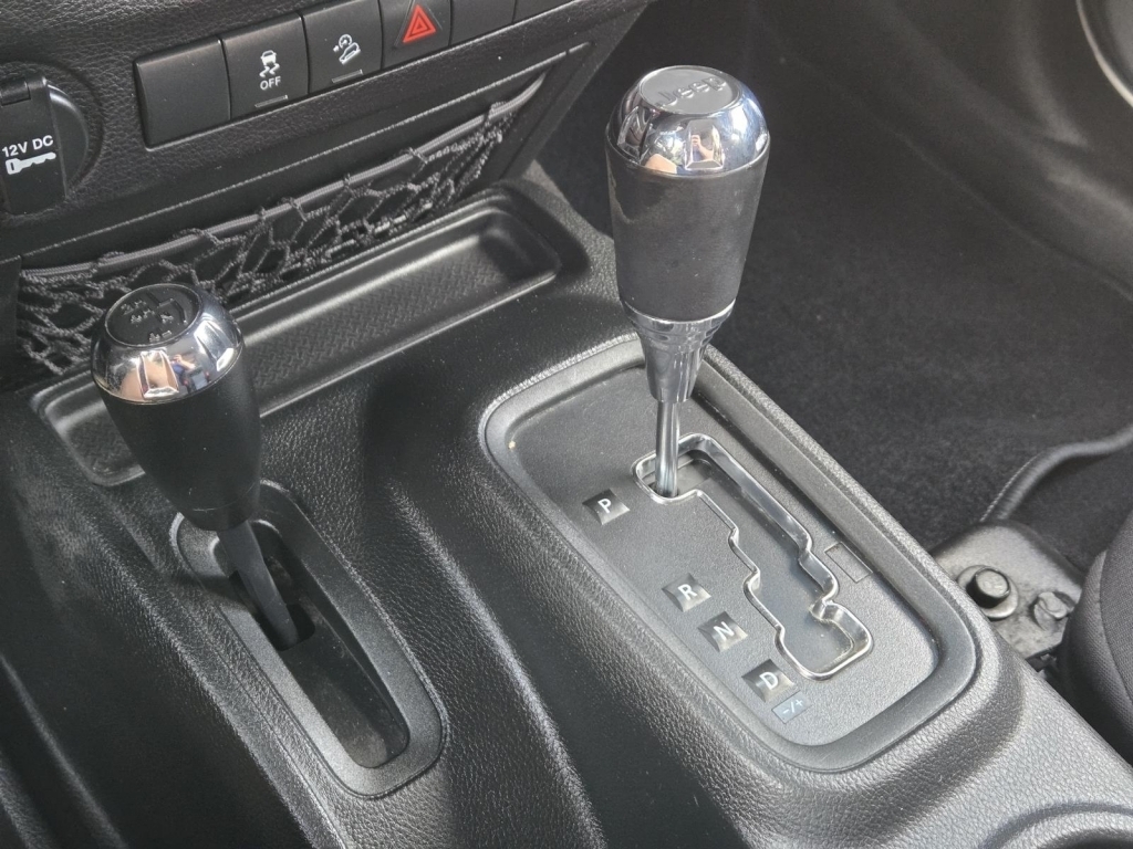 2018 Jeep Wrangler JK Unlimited sport, 895372, Photo