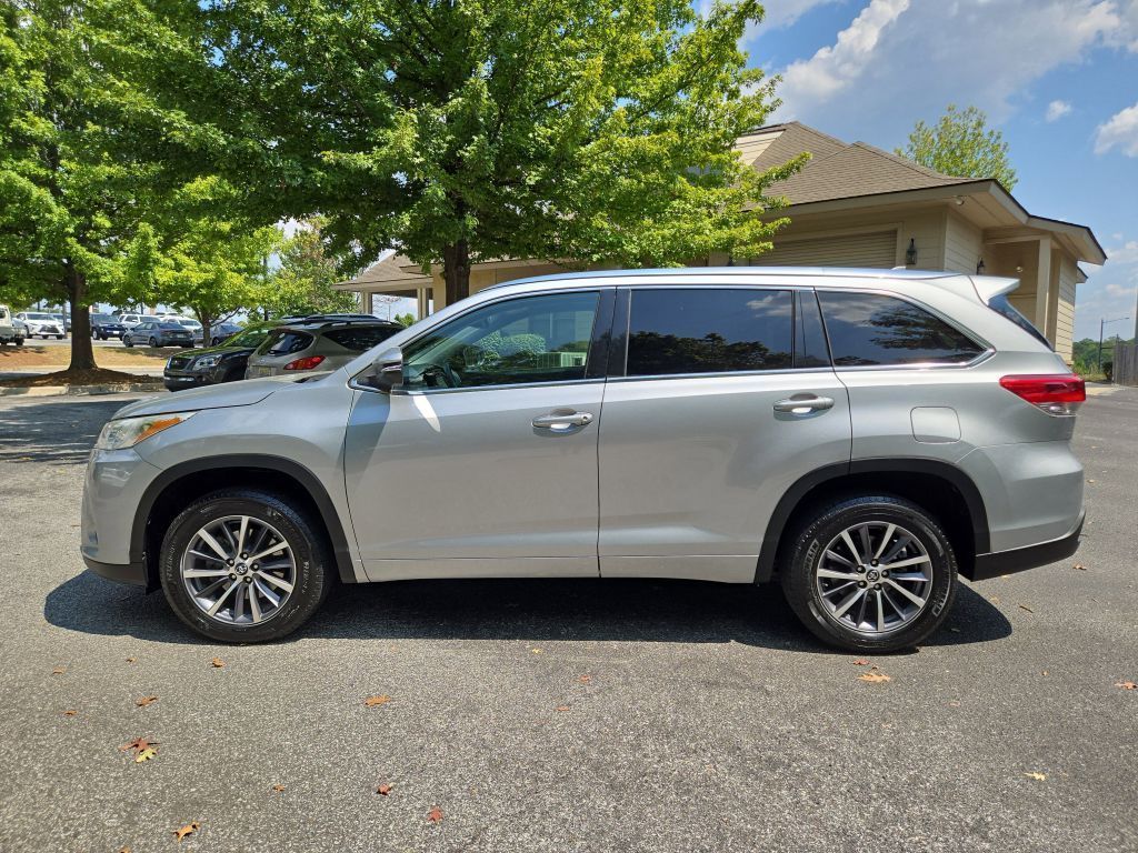 2018 Toyota Highlander XLE photo 10