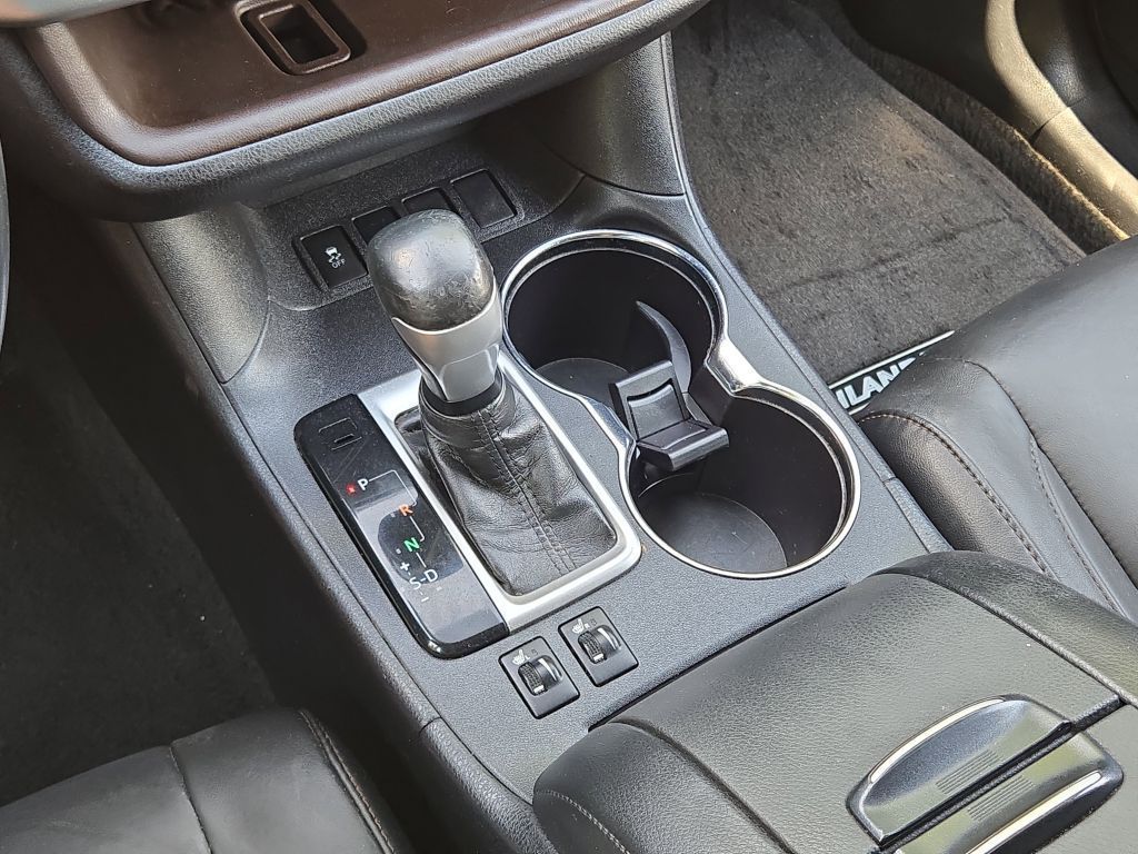 2018 Toyota Highlander XLE photo 26