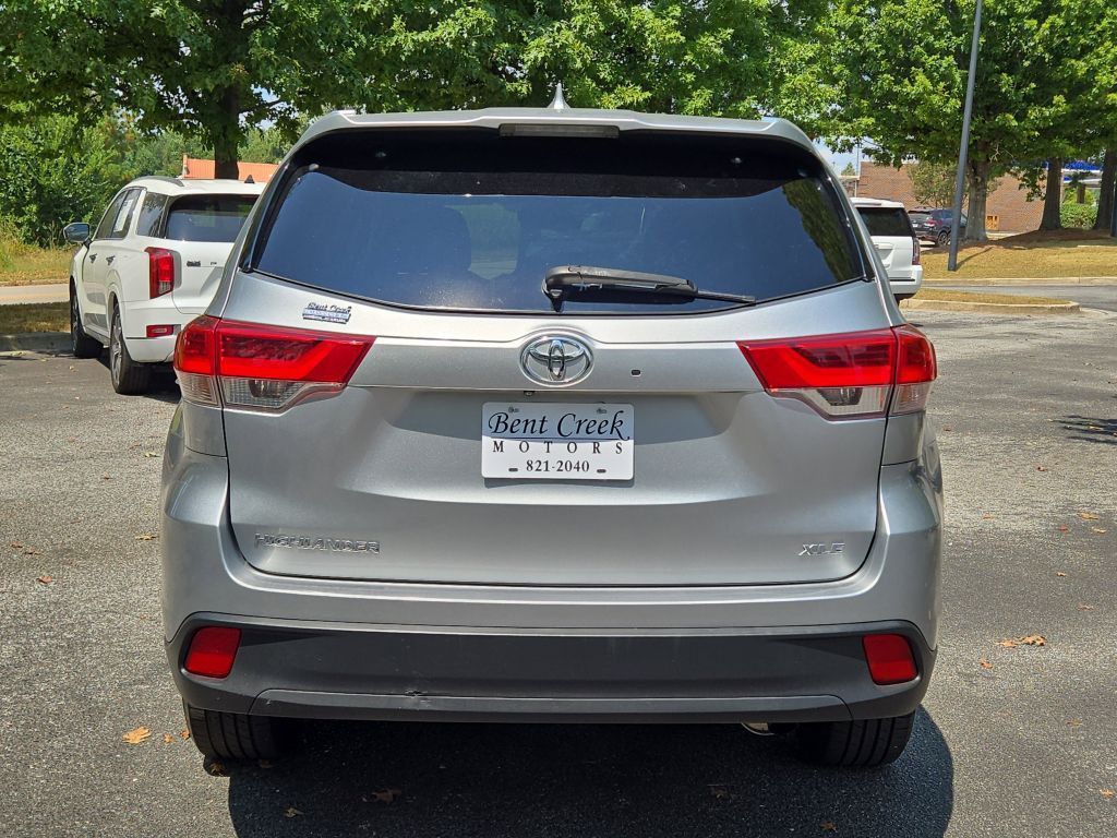 2018 Toyota Highlander XLE photo 6