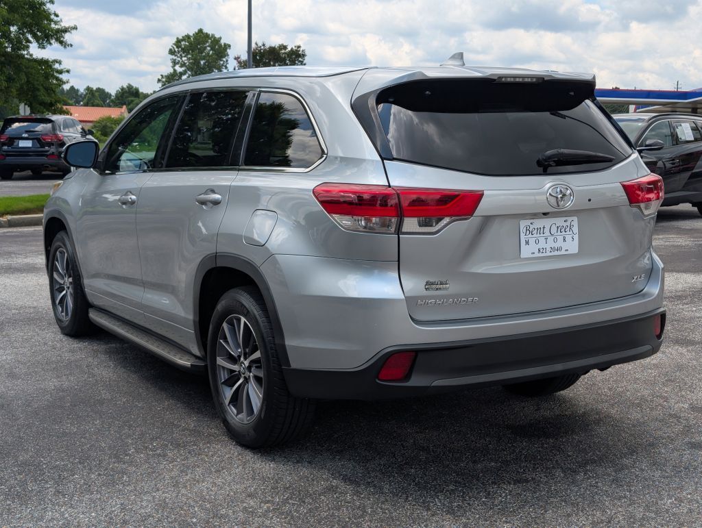 2018 Toyota Highlander XLE photo 10