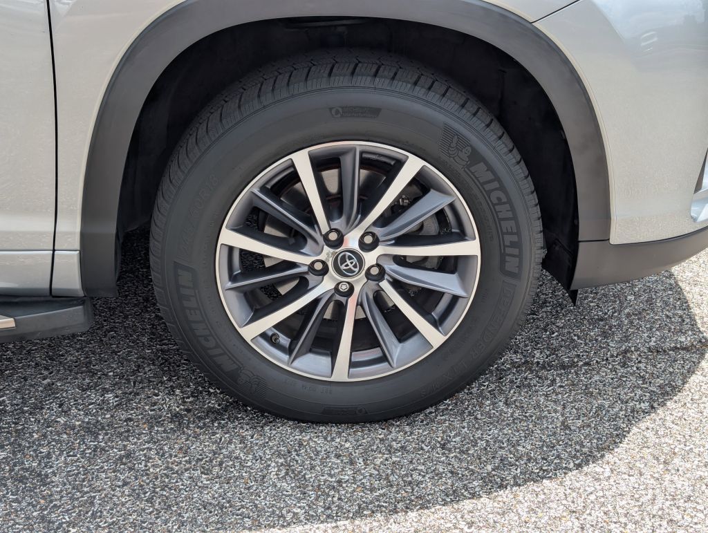 2018 Toyota Highlander XLE photo 5