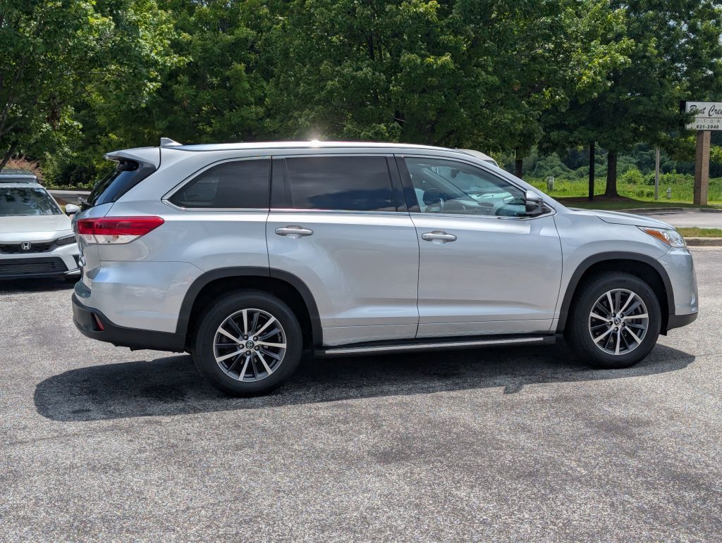 2018 Toyota Highlander XLE photo 6