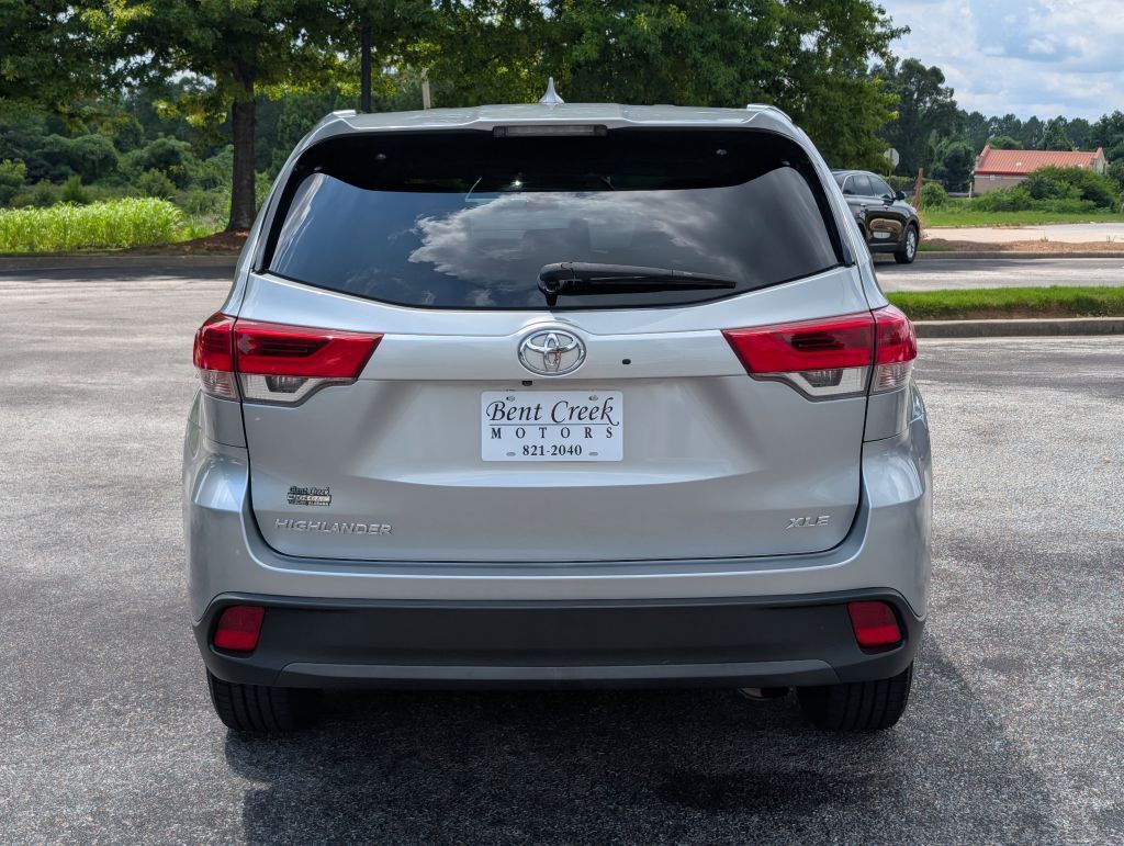 2018 Toyota Highlander XLE photo 8