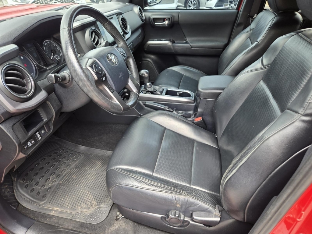 2018 Toyota Tacoma TRD Sport, 148082, Photo