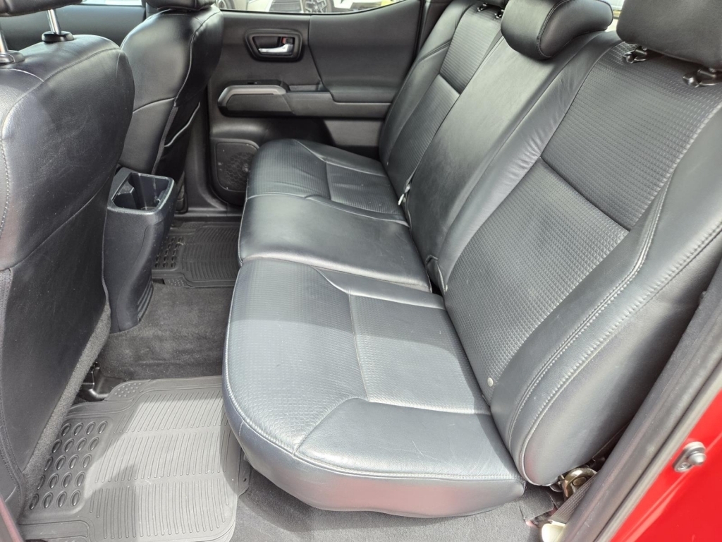 2018 Toyota Tacoma TRD Sport, 148082, Photo