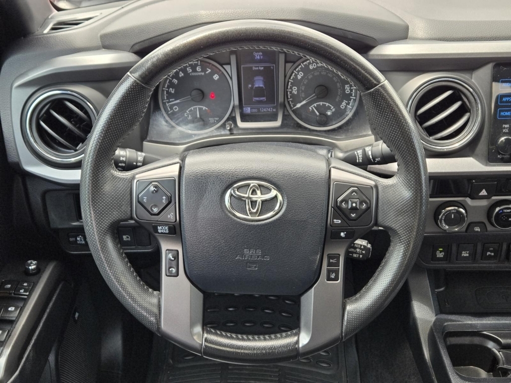 2018 Toyota Tacoma TRD Sport, 148082, Photo