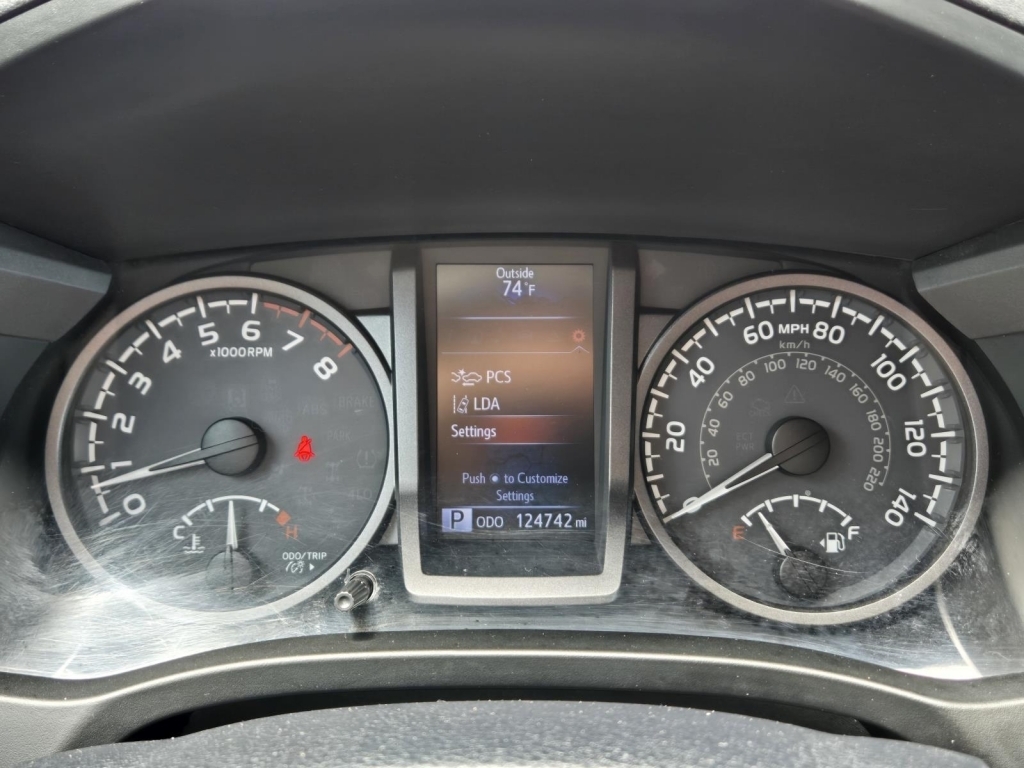 2018 Toyota Tacoma TRD Sport, 148082, Photo