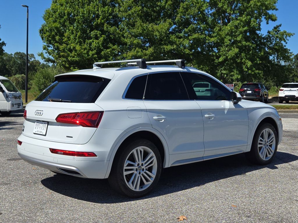 2019 Audi Q5 Premium Plus S line photo 4