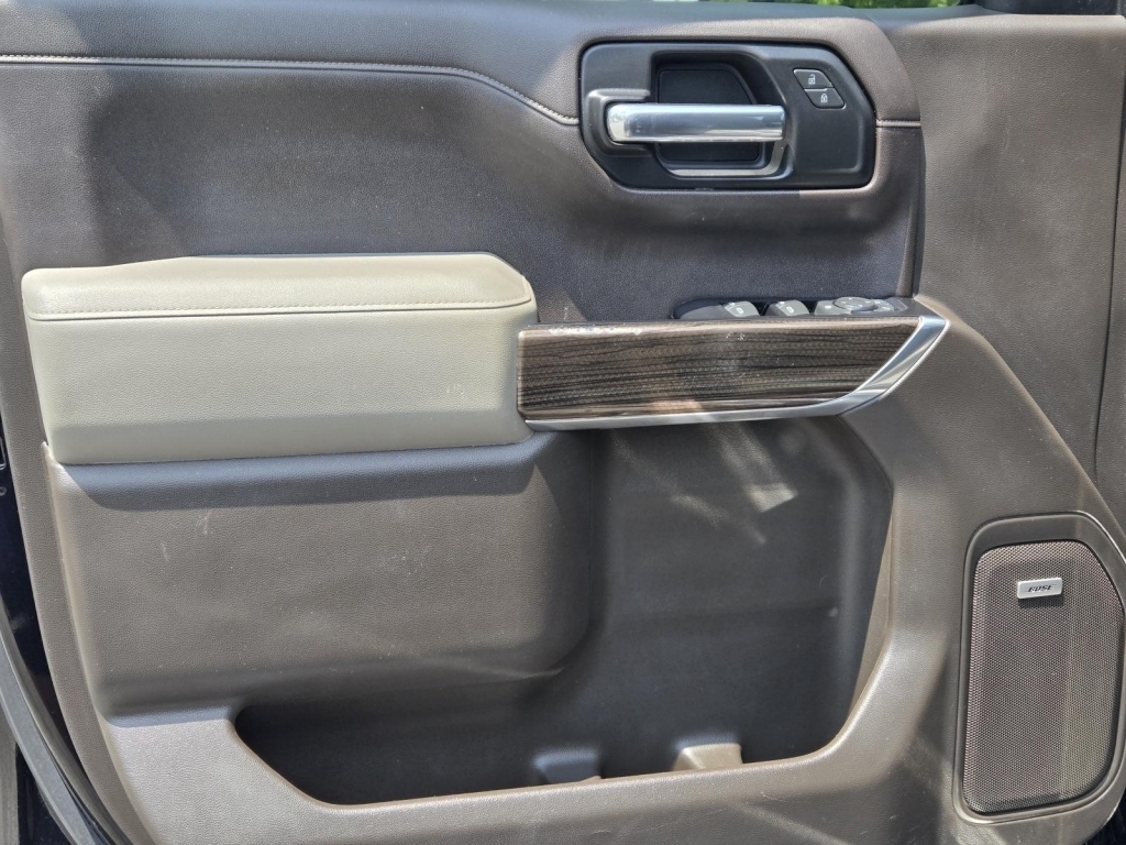 2019 Chevrolet Silverado 1500 LT, 124552, Photo