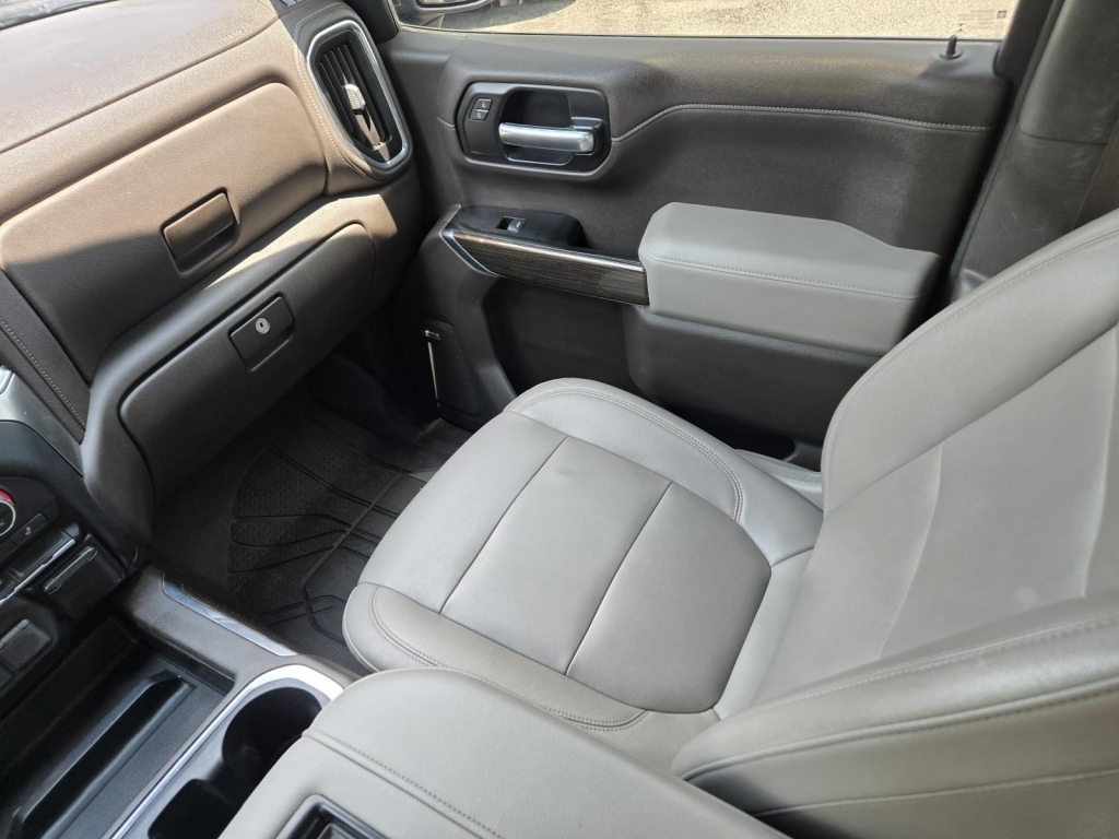 2019 Chevrolet Silverado 1500 LT, 124552, Photo