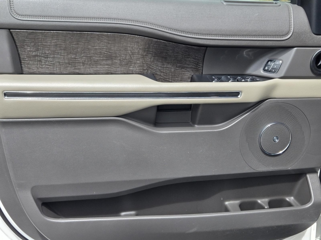 2019 Ford Expedition Limited, A61238, Photo