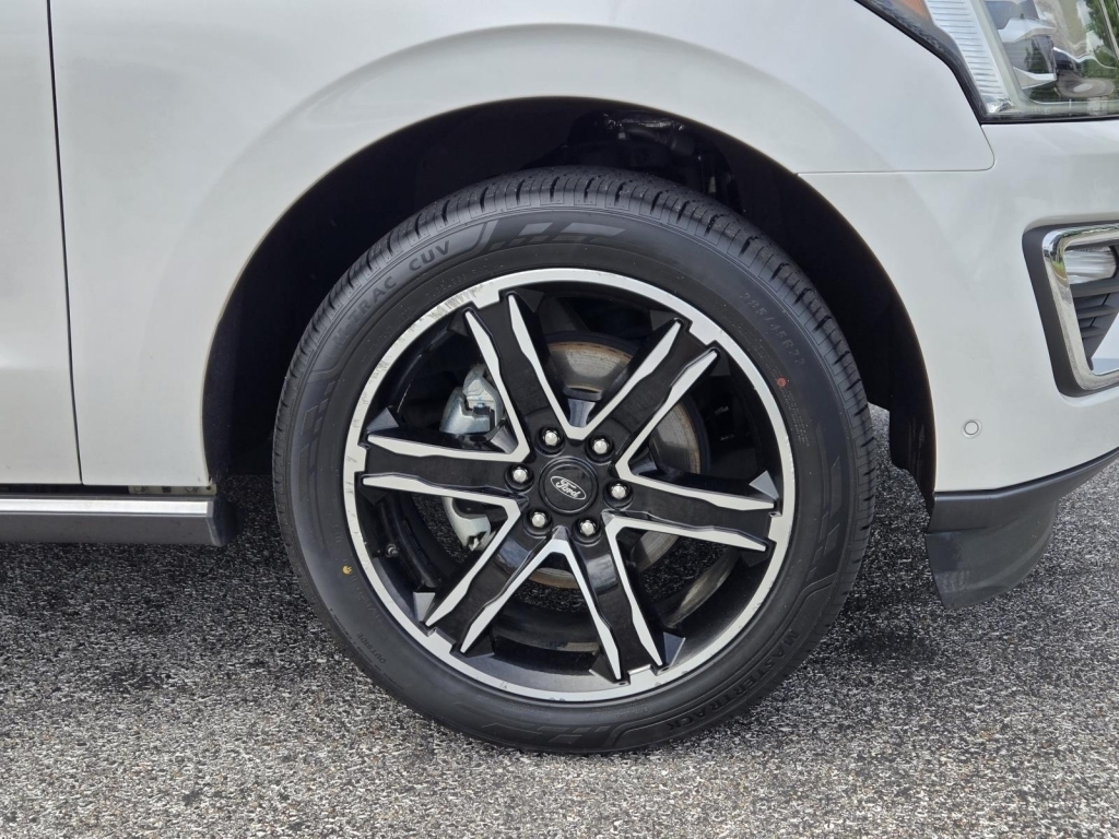 2019 Ford Expedition Limited, A61238, Photo
